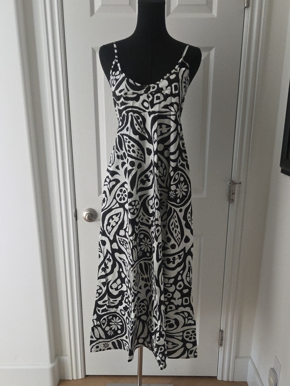 La Ligne Black and White Batik Portia Midi Dress. NWT. Size S.